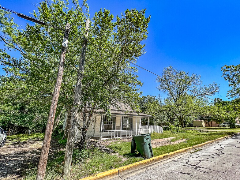 More Photos Of 20th & Ave L 1/2, Huntsville Land For Sale