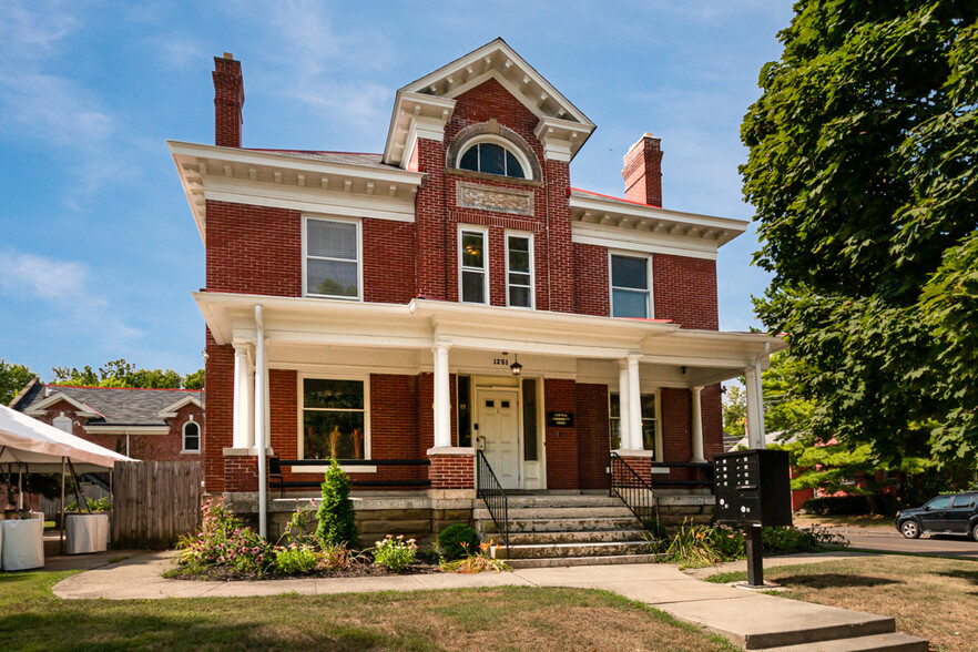 Primary Photo Of 1251 Bryden Rd, Columbus Office For Lease