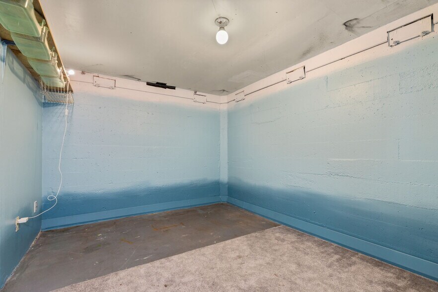 More Photos Of 1516 SE 43rd Ave, Portland Medical For Sale
