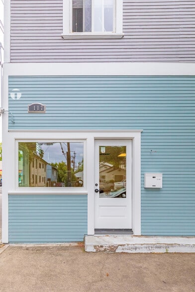 More Photos Of 1117 24th St, Sacramento Storefront Retail Residential For Lease