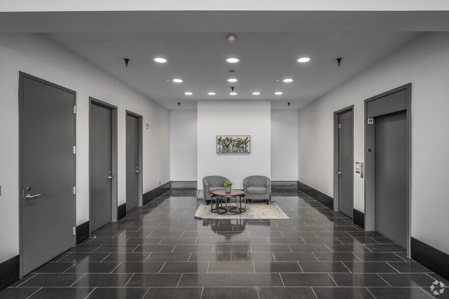 More Photos Of 25361 Commercentre Dr, Lake Forest Loft Creative Space For Lease