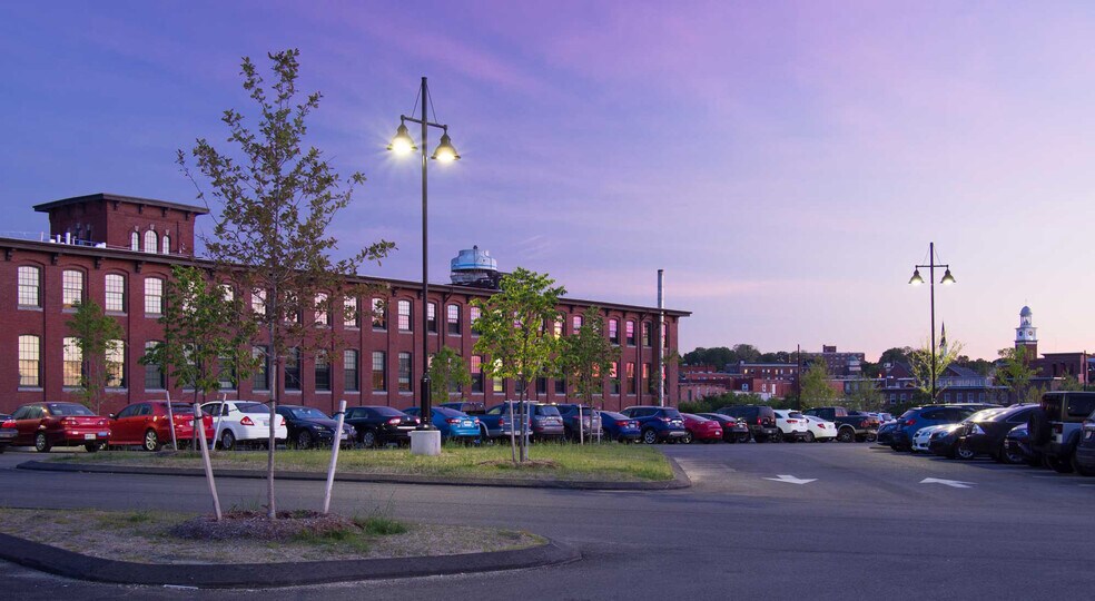 More Photos Of 120 Main St, Saco Apartments For Lease