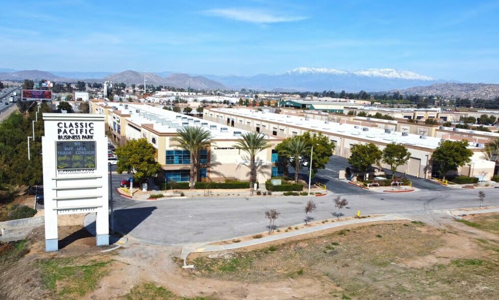 More Photos Of 1654 Illinois Ave, Perris Unknown For Lease