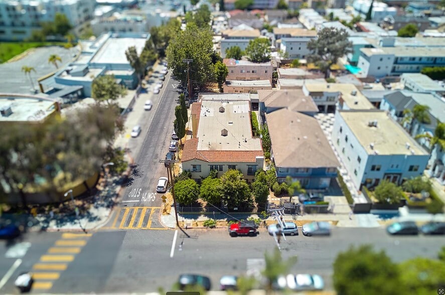 More Photos Of 1151 N Kingsley Dr, Los Angeles Apartments For Sale