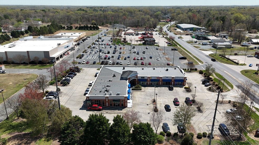 More Photos Of 7878-7892 Idlewild Rd, Indian Trail General Retail For Sale