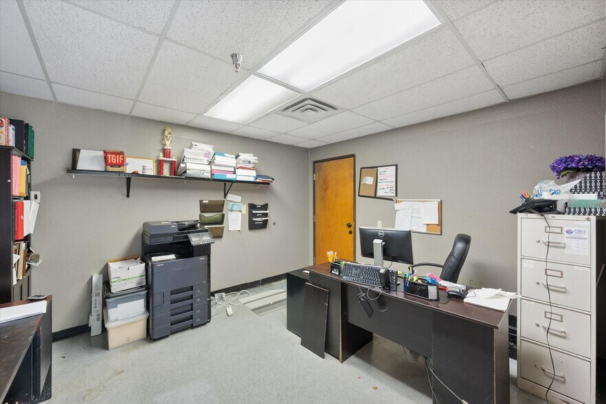 More Photos Of 4109 Mansfield Hwy, Forest Hill Schools For Sale