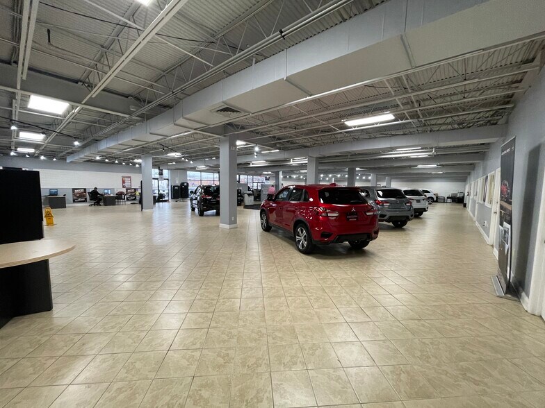 More Photos Of 9075-9125 Antique Way, Manassas Warehouse For Lease