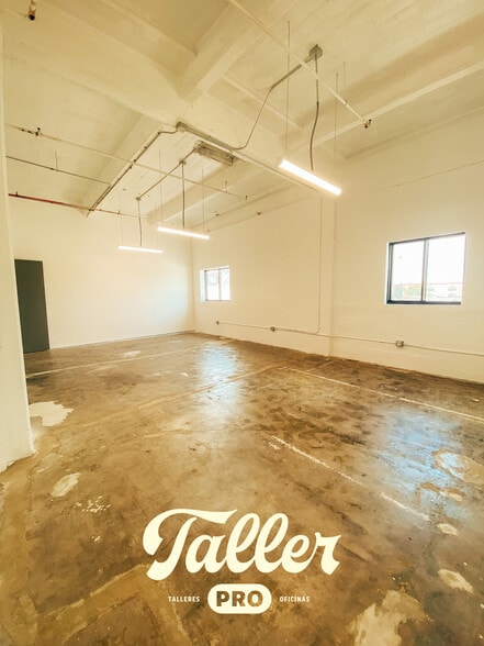 More Photos Of 901 E 31st St, Los Angeles Manufacturing For Lease