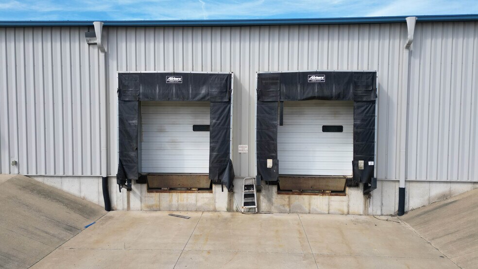 More Photos Of 2395 Rock Rd, Ashland Light Manufacturing For Sale