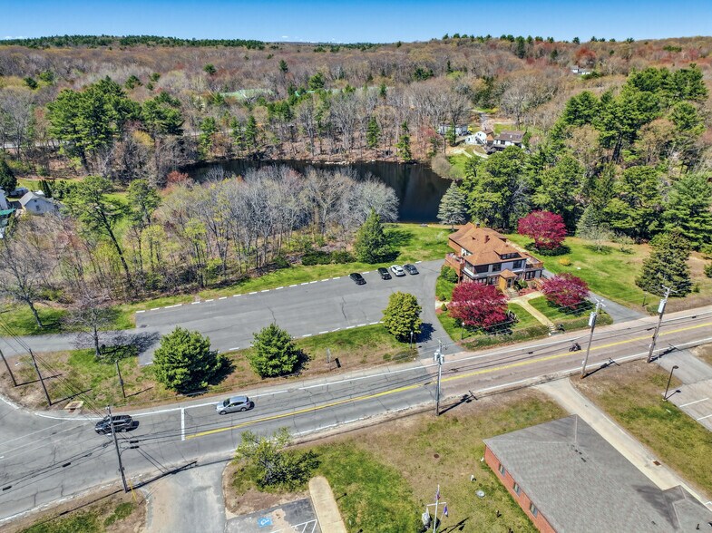 More Photos Of 1496 Victory Hwy, Oakland Flex For Sale