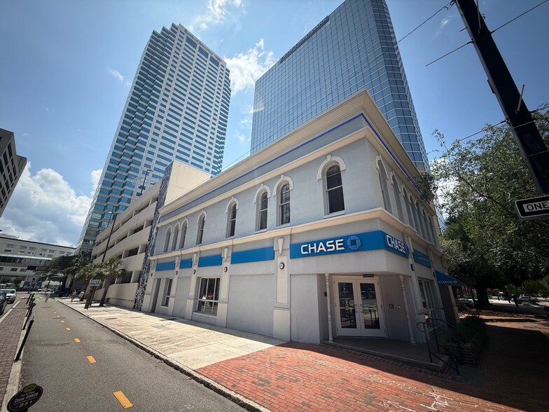 Primary Photo Of 300 N Franklin St, Tampa Office For Sale