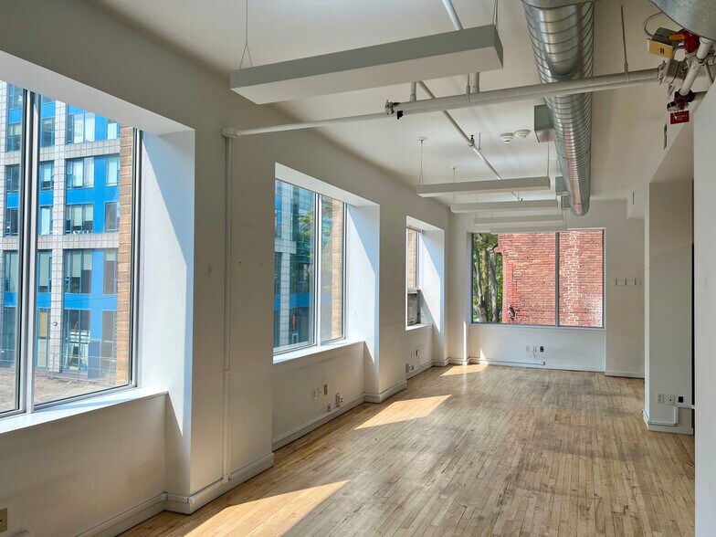 More Photos Of 460 Richmond St W, Toronto Office For Lease