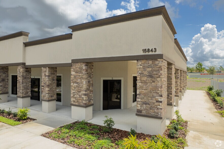 More Photos Of 15843 US-441, Summerfield Storefront Retail Office For Lease