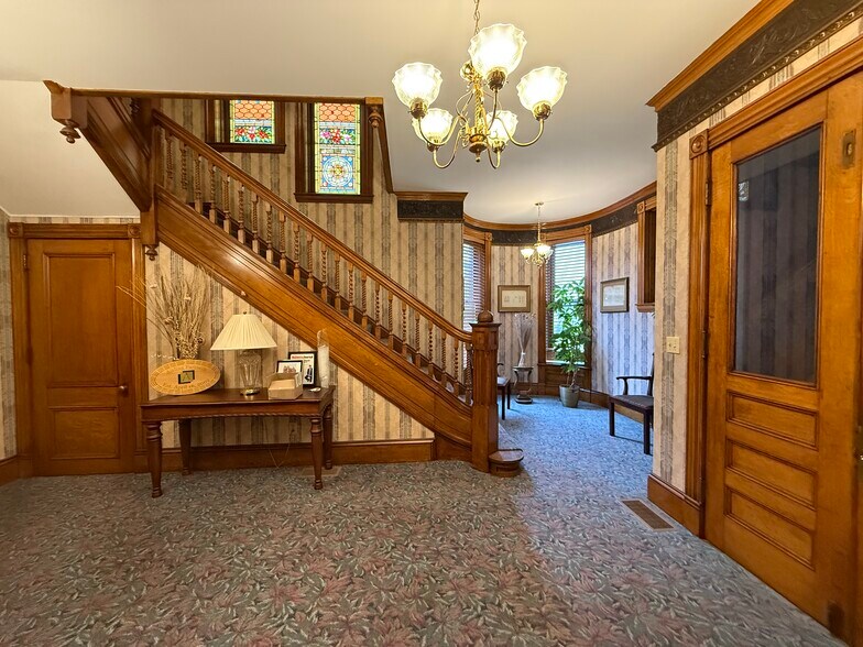 More Photos Of 25 Harvard St, Worcester Office For Lease