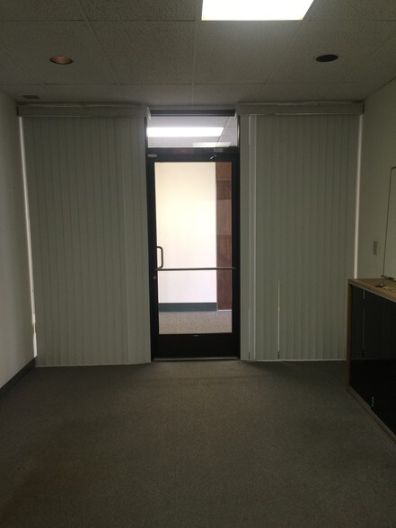 More Photos Of 2555 Lincoln Hwy, Olympia Fields Medical For Lease