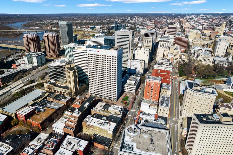 More Photos Of 1217-1219 E Main St, Richmond Storefront For Sale