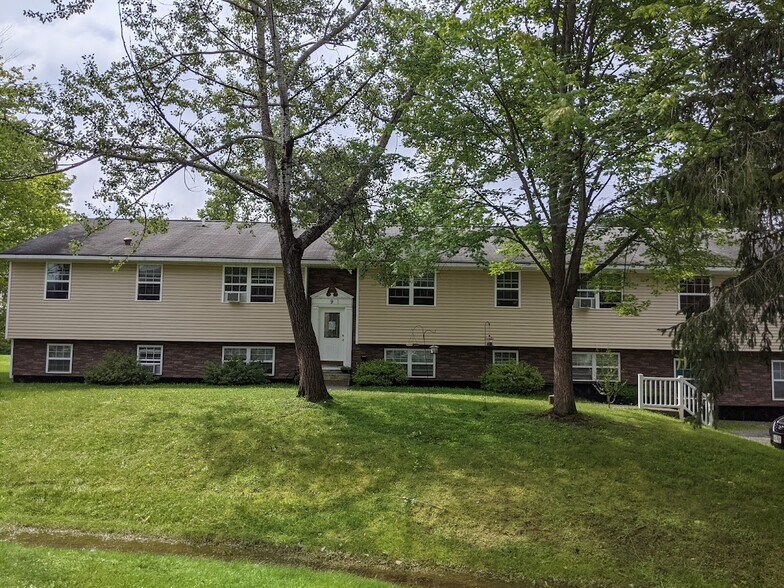 More Photos Of 39 Village Cir, Ithaca Apartments For Sale