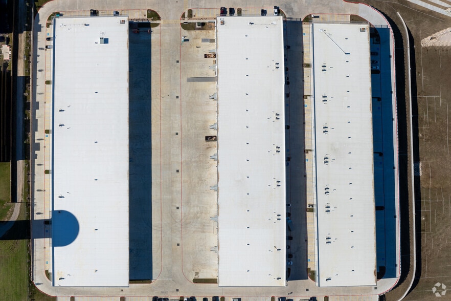 More Photos Of 1301 Blue Ridge Dr, Georgetown Light Distribution For Lease