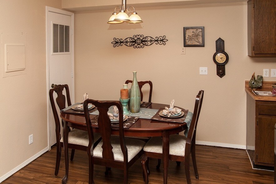 More Photos Of 6326 S 107th East Ave, Tulsa Apartments For Sale