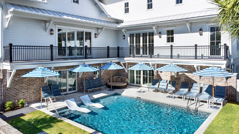 More Photos Of 104 17th st, Tybee Island Apartments For Sale