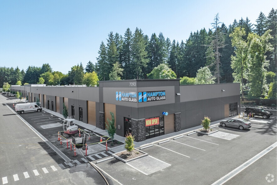 More Photos Of 6923 NW Friberg Strunk St, Camas Unknown For Lease