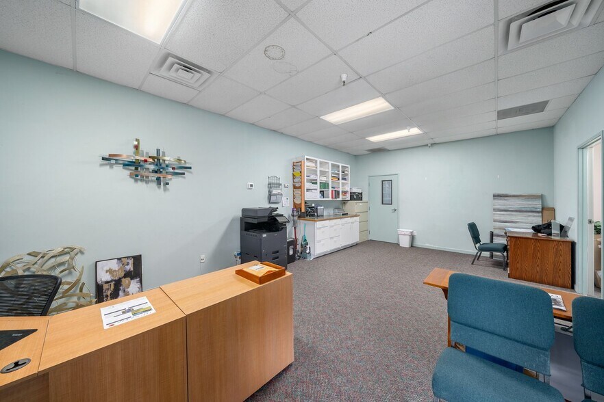 More Photos Of 2200 Golden Hill Rd, Paso Robles Warehouse For Sale