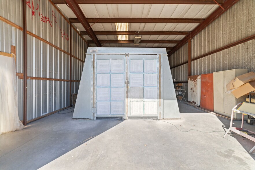 More Photos Of 11239 Veterans Memorial Dr, Houston Auto Repair For Sale