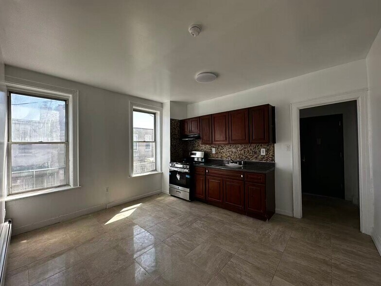 More Photos Of 1569 70th St, Brooklyn Apartments For Sale
