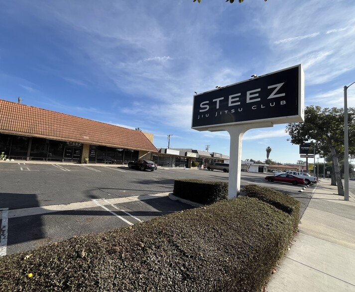 More Photos Of 115-119 N Prospect Ave, Tustin Freestanding For Lease