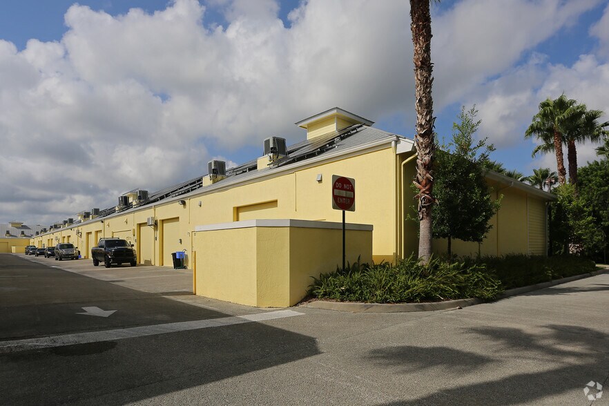 More Photos Of 1239 SE Indian St, Stuart Light Distribution For Lease