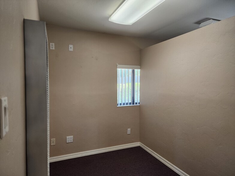 More Photos Of 154 E Merritt St, Prescott Medical For Lease