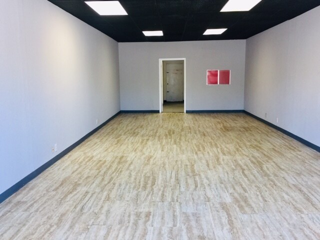 More Photos Of 3505 Wurzbach Rd, San Antonio Storefront Retail Office For Sale