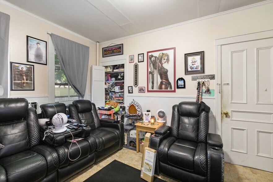 More Photos Of 23 Poplar St, Danvers Multifamily For Sale