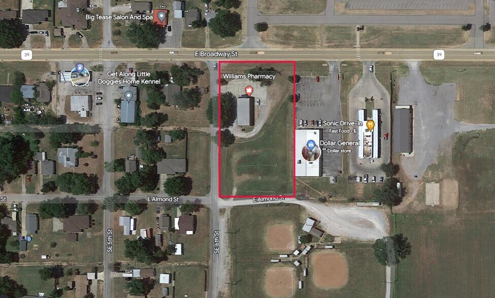 More Photos Of 700 E Broadway St, Lexington Drugstore For Sale