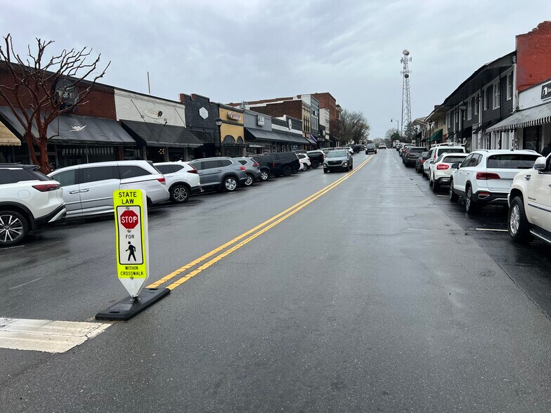 More Photos Of 79 E Main St, Buford Storefront For Sale