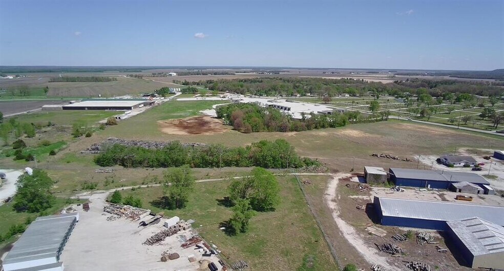 More Photos Of 8727 Arenzville Rd, Beardstown Warehouse For Sale