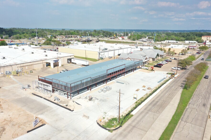More Photos Of 146 Col Etheredge Blvd, Huntsville Storefront Retail Office For Lease
