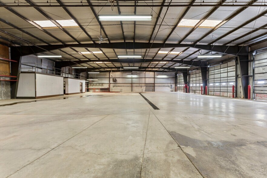 More Photos Of 1342 W Industrial Rd, Cedar City Warehouse For Lease