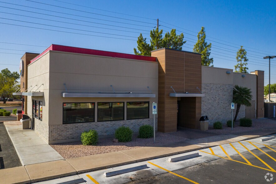 More Photos Of 2650-2702 E University Dr, Mesa Storefront For Lease