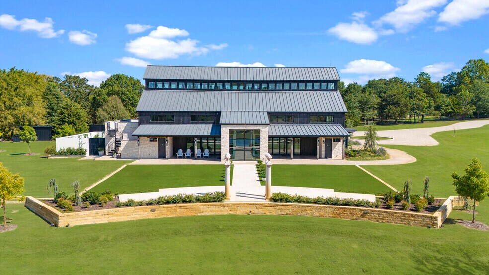 More Photos Of 2769 RS County Road 3160, Emory Lodge Meeting Hall For Lease