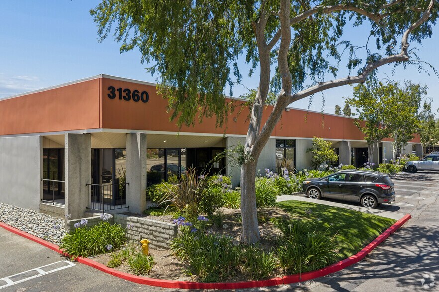 Primary Photo Of 31304-31348 Via Colinas, Westlake Village Unknown For Lease