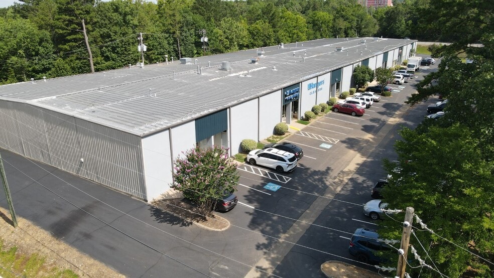 More Photos Of 3200 S Shackleford Rd, Little Rock Flex For Lease
