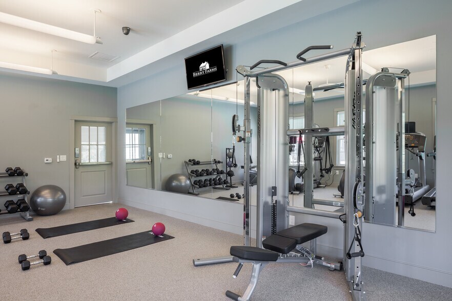 More Photos Of 4 Berry St, North Andover Apartments For Lease