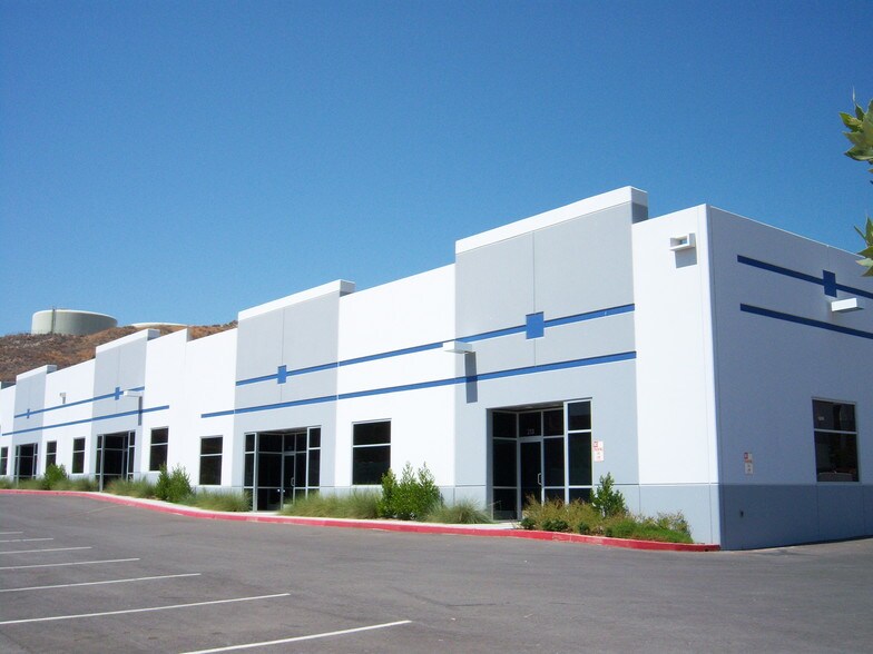 More Photos Of 28910 Avenue Penn, Valencia Distribution For Lease