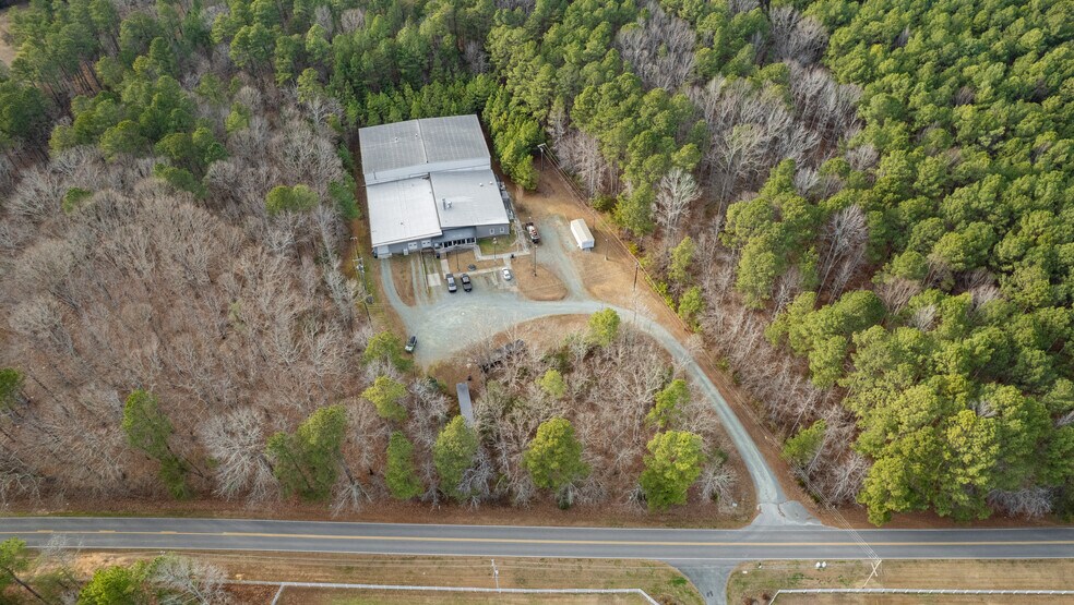 More Photos Of 6909 Dodsons Xrd, Hillsborough Industrial For Lease