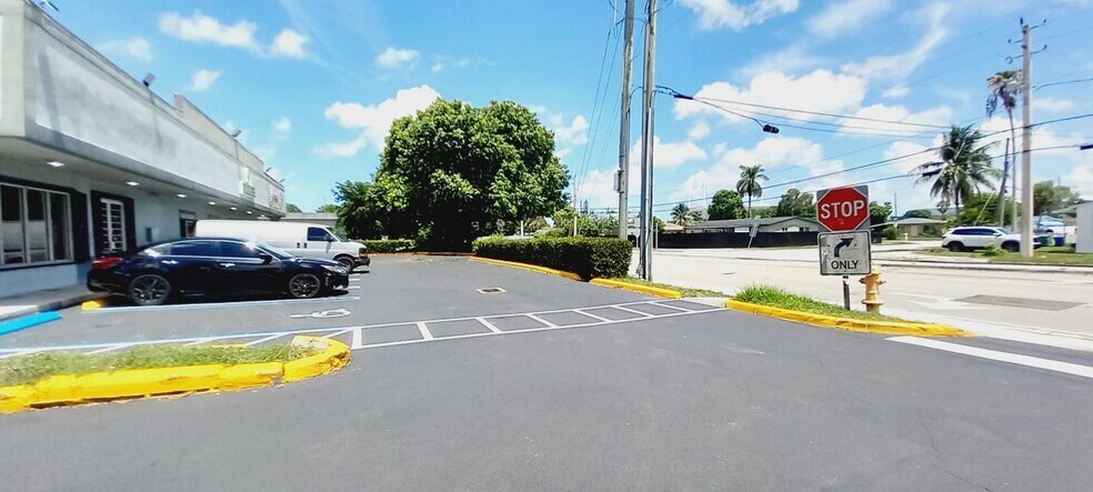 More Photos Of 2675 NW 207th St, Miami Gardens Unknown For Lease