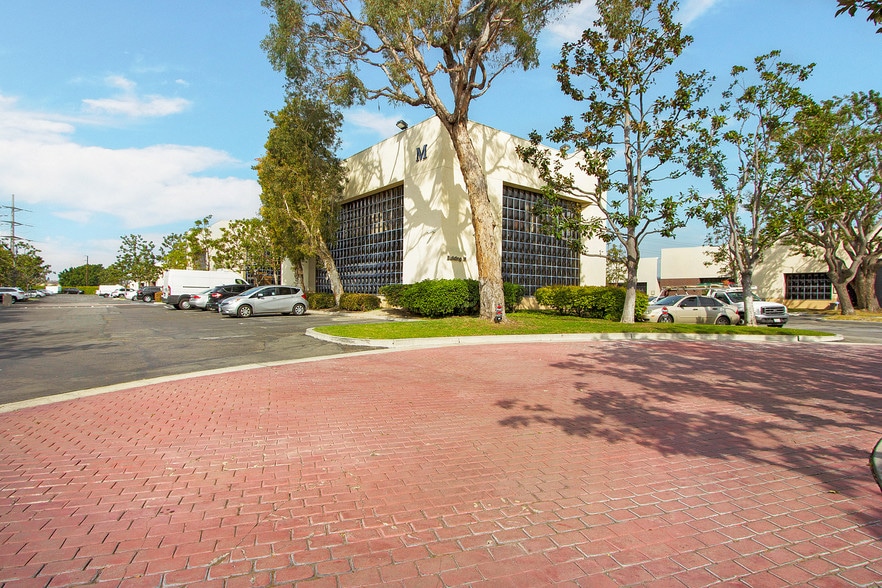 More Photos Of 3505 Cadillac Ave, Costa Mesa Office For Lease