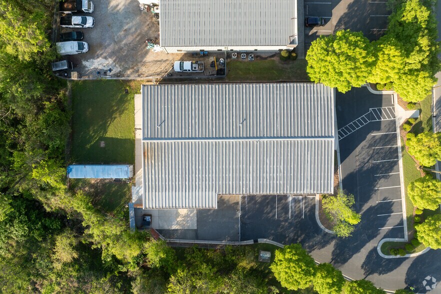 More Photos Of 2800 Rowland Rd, Raleigh Light Distribution For Lease