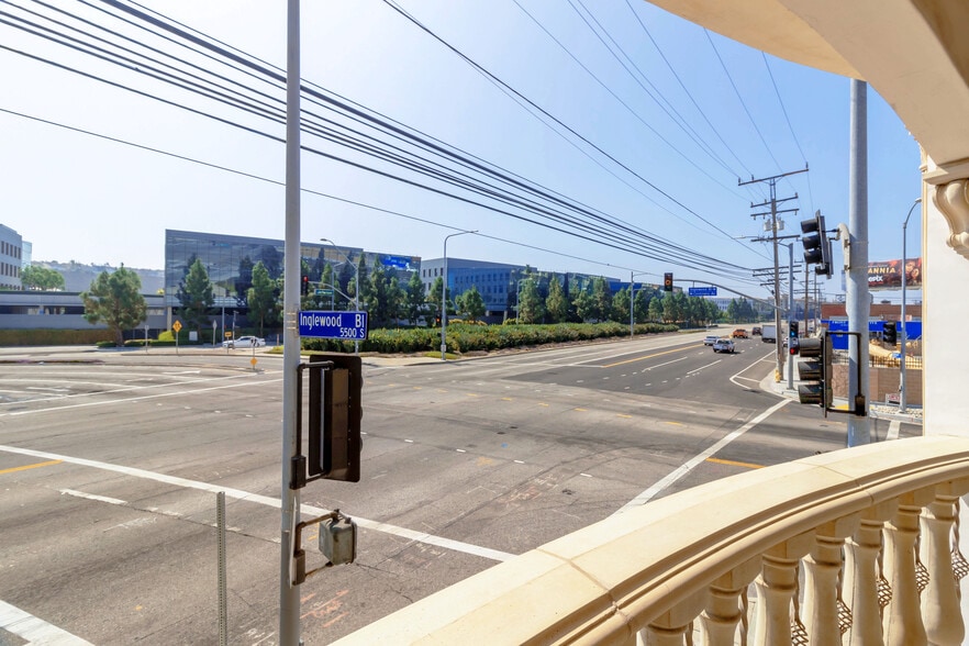 More Photos Of 11949 Jefferson Blvd, Culver City Office For Lease