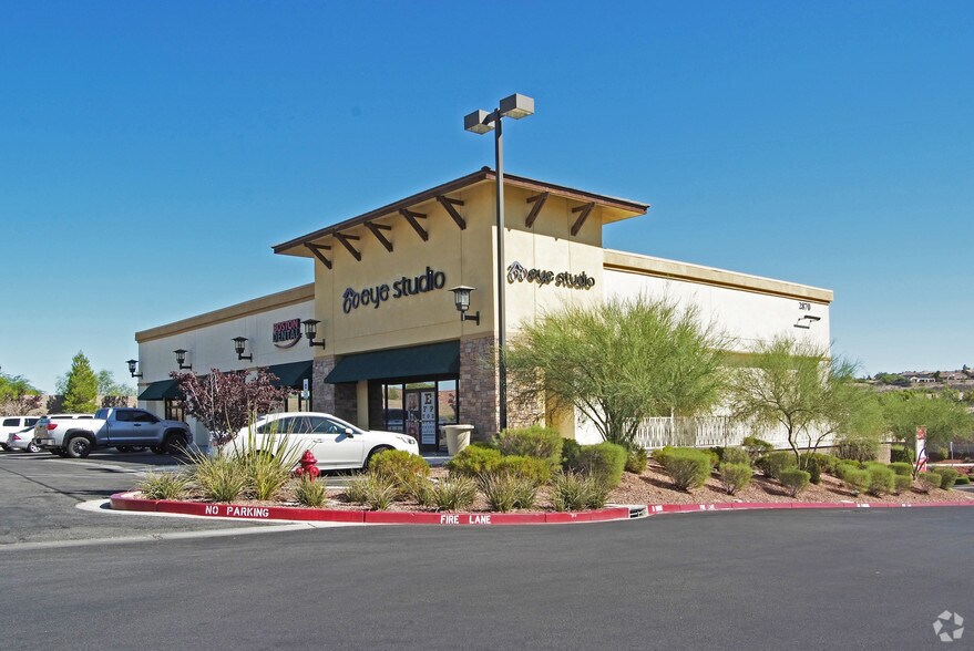 More Photos Of 2810-2930 Bicentennial Pky, Henderson Unknown For Lease